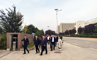 团市委、市贸促会、市青企协一行到2121非凡集团泾河产业园调查互换